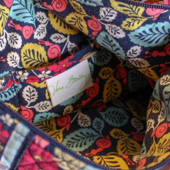 Vera Bradley Happy Trails Print Crossbody Bag Floral Purse Quilted - Picture 4 of 4
